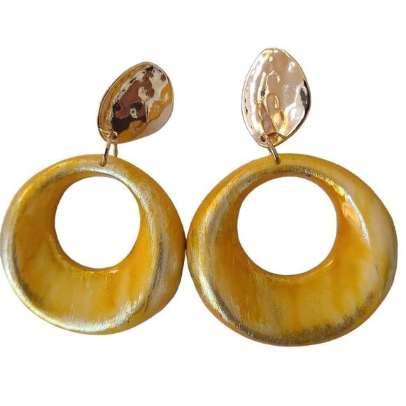 Fashion Jewelry Pierced Gold Tone Drop Hoop Earrings in Yellow Golden Color - Picture 1 of 9